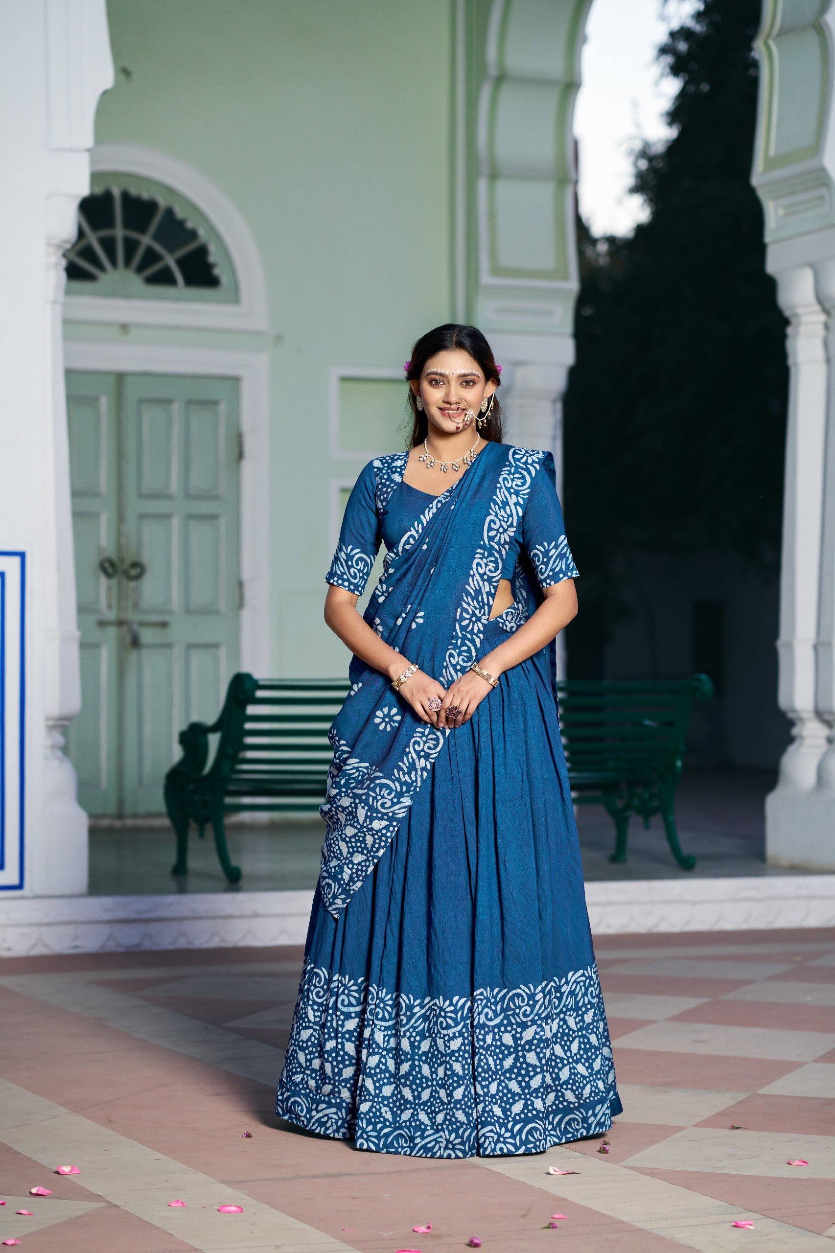 LEHNGA CHOLI